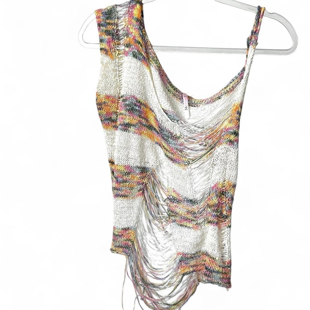 Chic Y2K Destroyed Knit Tank Top in Cream/Multi Size-Medium